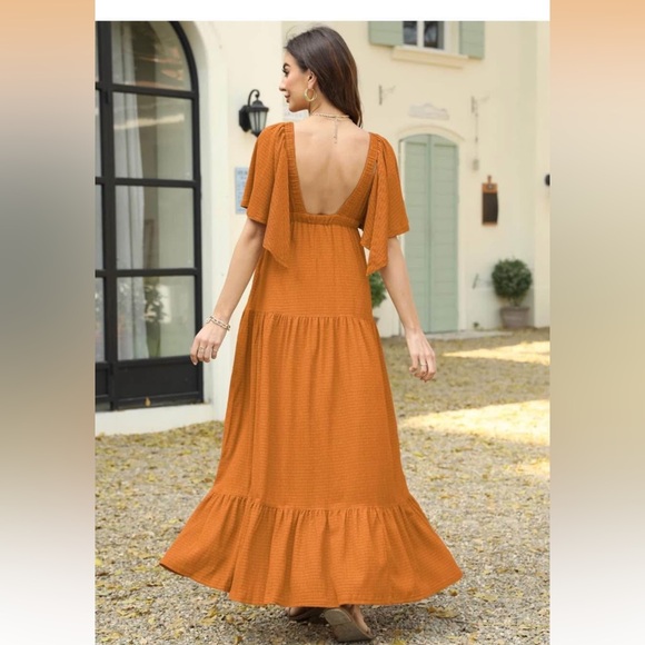 Elegant Yellow Maxi Dress - Picture 7 of 8